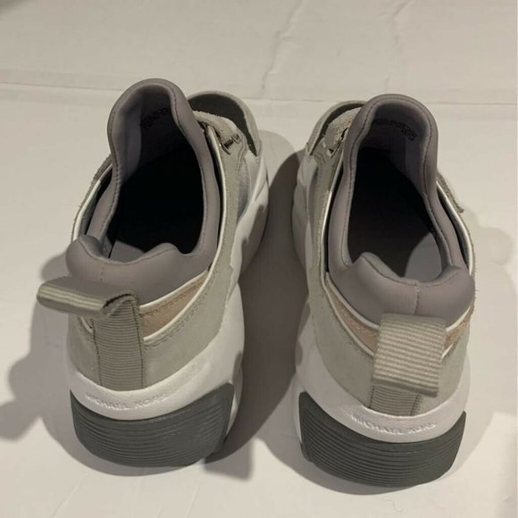 NWOB Michael Kors Womens Sneakers Gray Color Block - Picture 4 of 8